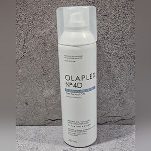 Olaplex No.4D Clean Volume Weightless Oil-Absorption Detox Dry Shampoo